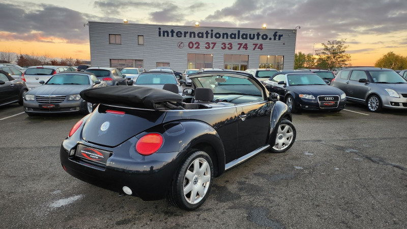 Photo 2 de l'offre de VOLKSWAGEN BEETLE CAB 1.6 102CH à 8390€ chez International Auto Auneau