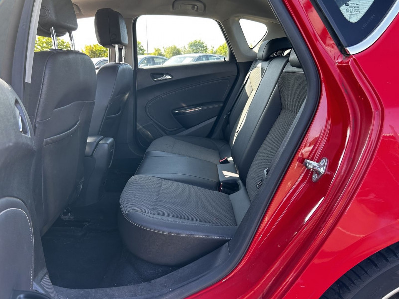 Photo 5 de l'offre de OPEL ASTRA 1.7 CDTI110 FAP COSMO à 7890€ chez International Auto Auneau