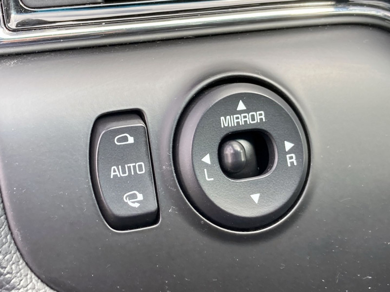 Photo 6 de l'offre de KIA CEE'D SW 1.6 CRDI 136CH ISG GT LINE à 13590€ chez International Auto Auneau