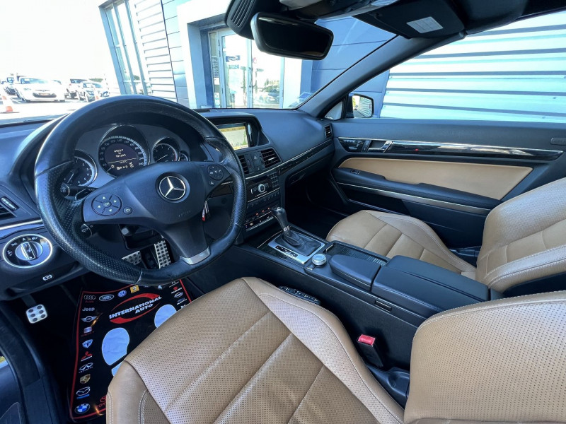 Photo 16 de l'offre de MERCEDES-BENZ CLASSE E CABRIOLET 350 CDI EXECUTIVE BE BA à 19990€ chez International Auto Auneau