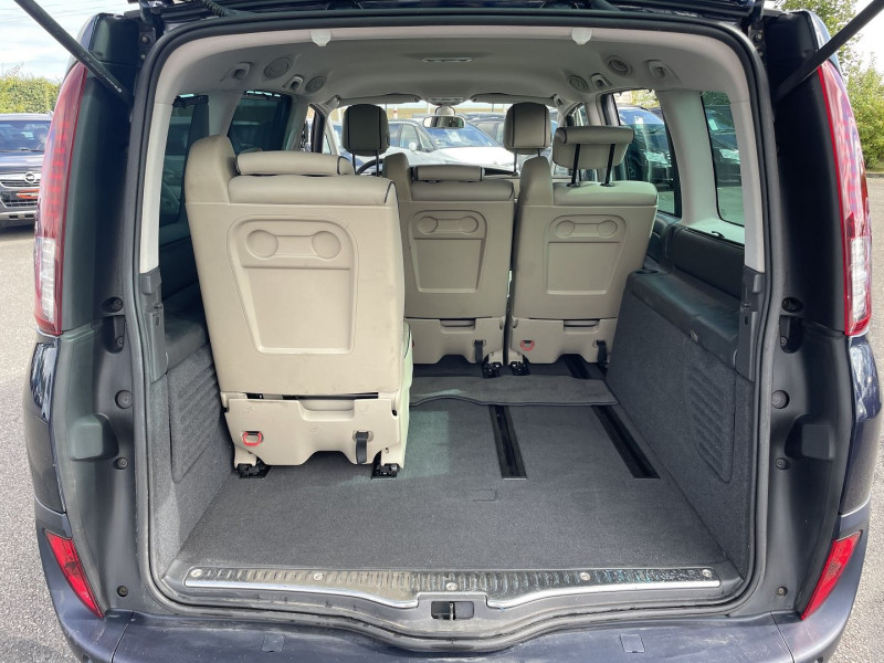 Photo 12 de l'offre de RENAULT GRAND ESPACE IV 2.0 DCI 175CH FAP INITIALE à 14790€ chez International Auto Auneau