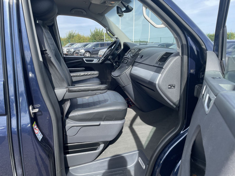 Photo 6 de l'offre de VOLKSWAGEN MULTIVAN 2.0 TDI 180CH BLUEMOTION TECHNOLOGY CONFORTLINE à 27390€ chez International Auto Auneau