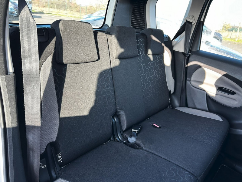 Photo 19 de l'offre de CITROEN C3 PICASSO 1.4 VTI CONFORT à 6790€ chez International Auto Auneau