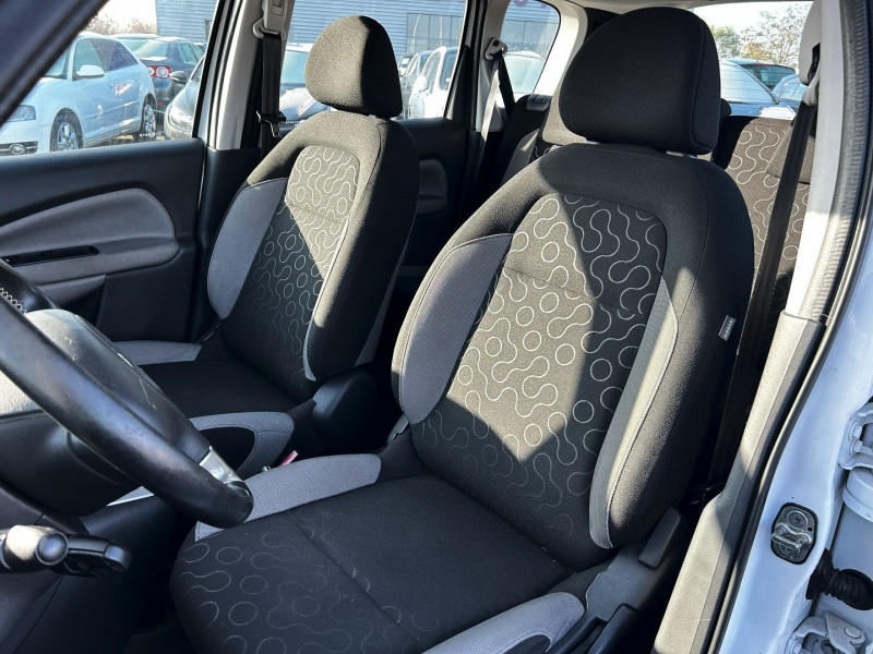 Photo 16 de l'offre de CITROEN C3 PICASSO 1.4 VTI CONFORT à 6790€ chez International Auto Auneau
