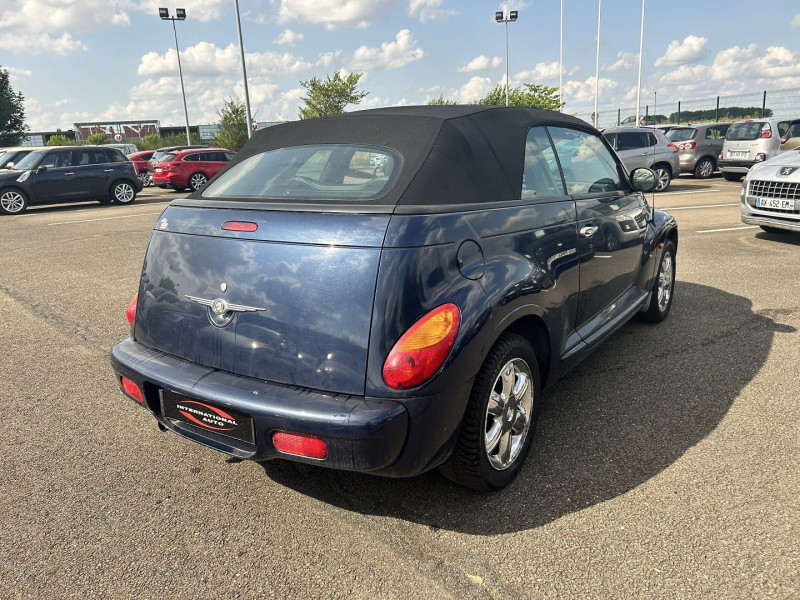 Photo 2 de l'offre de CHRYSLER PT CRUISER CABRIOLET 2.4 LIMITED à 10490€ chez International Auto Auneau