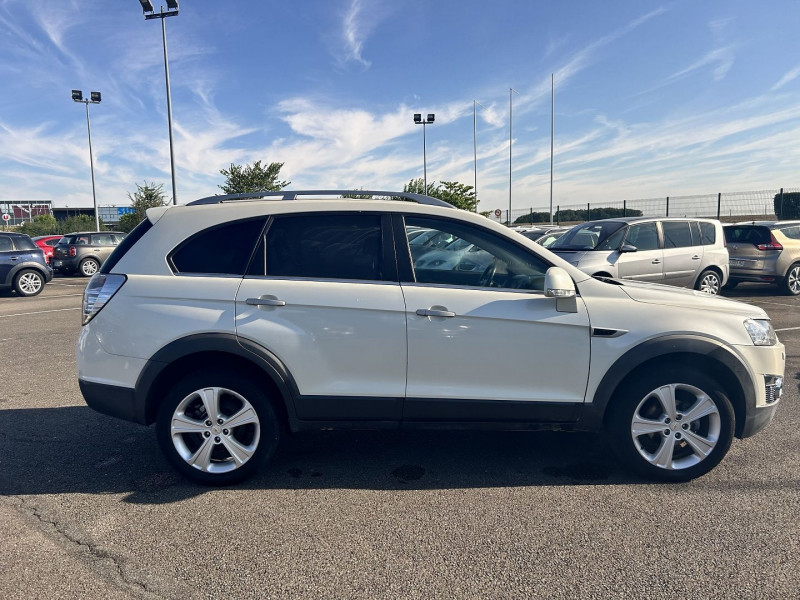 Photo 18 de l'offre de CHEVROLET CAPTIVA 2.2 VCDI184 LTZ BA AWD à 11990€ chez International Auto Auneau