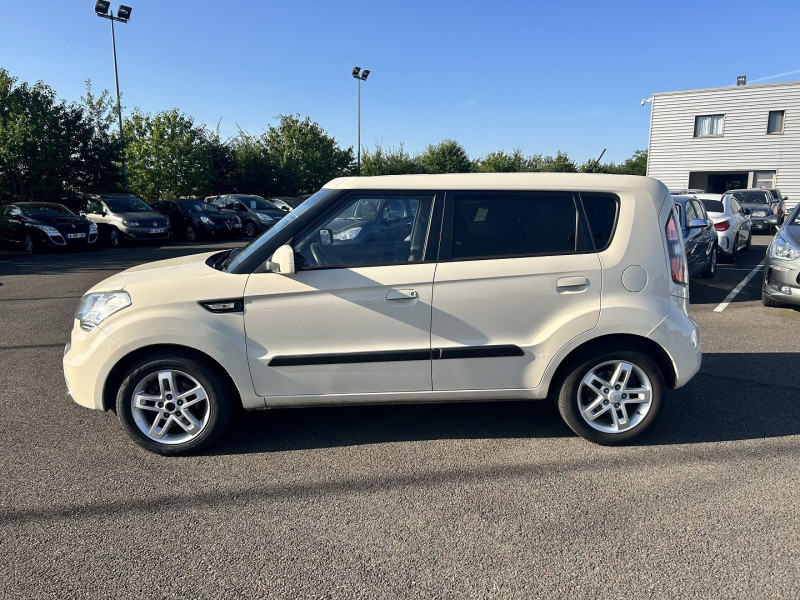 Photo 10 de l'offre de KIA SOUL 1.6 CRDI PLAY à 6690€ chez International Auto Auneau