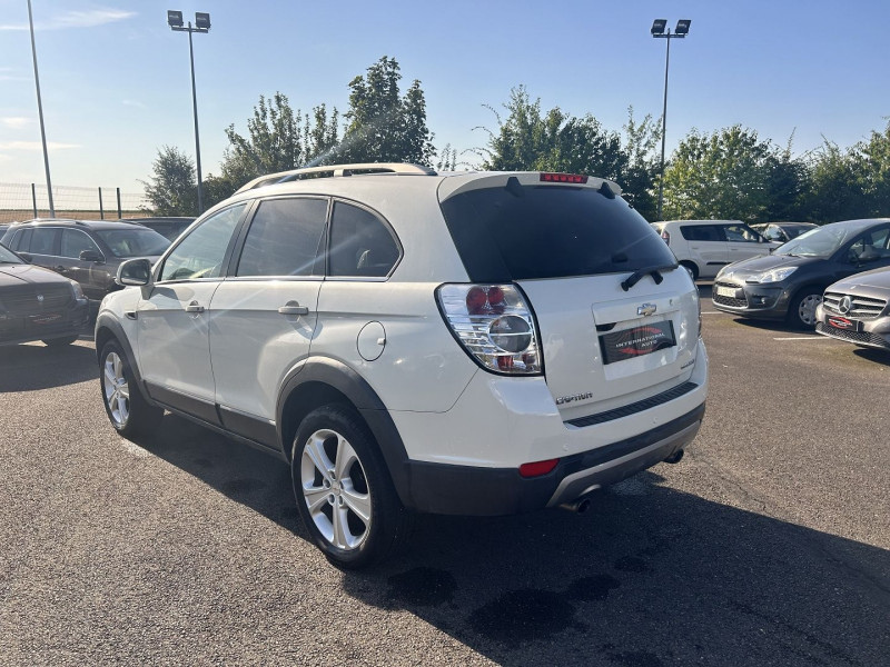 Photo 16 de l'offre de CHEVROLET CAPTIVA 2.2 VCDI184 LTZ BA AWD à 11990€ chez International Auto Auneau