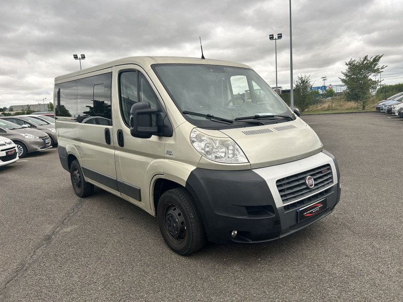 Photo 14 de l'offre de FIAT DUCATO PANORAMA 3.0 CH1 3.0 MULTIJET 16V 160CH à 17590€ chez International Auto Auneau