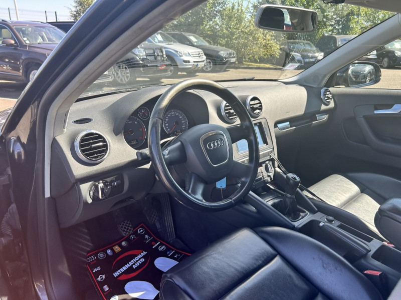 Photo 4 de l'offre de AUDI A3 1.6 TDI 105CH DPF START/STOP ATTRACTION3P à 11690€ chez International Auto Auneau