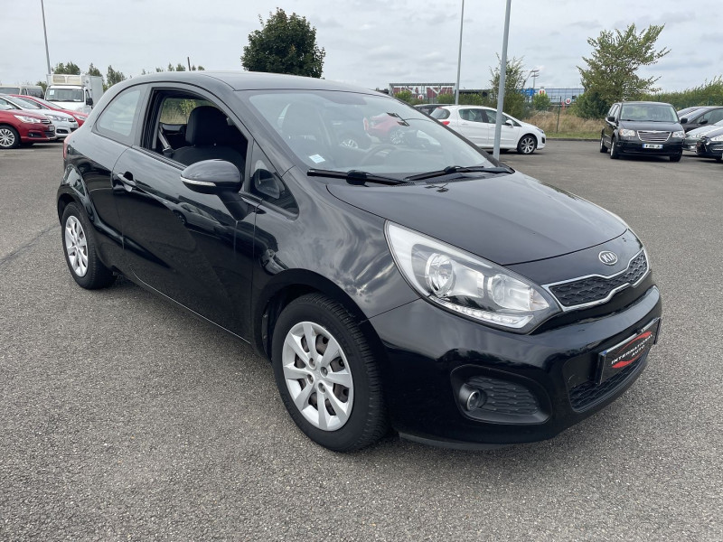 Photo 12 de l'offre de KIA RIO 1.4 CRDI STYLE 3P à 7990€ chez International Auto Auneau