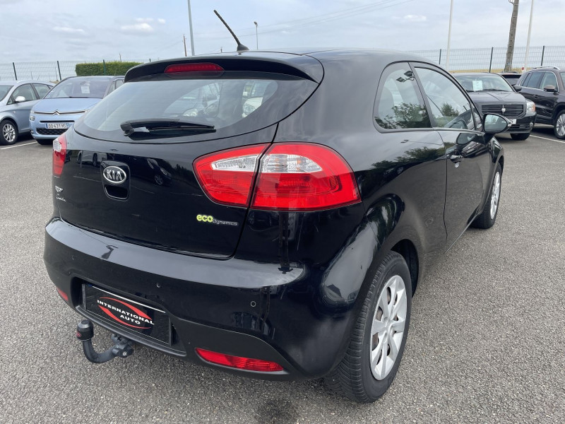 Photo 2 de l'offre de KIA RIO 1.4 CRDI STYLE 3P à 7990€ chez International Auto Auneau