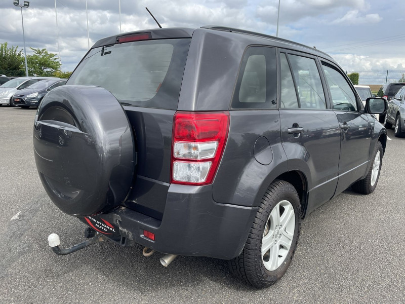 Photo 2 de l'offre de SUZUKI GRAND VITARA 1.9 DDIS 5P à 9990€ chez International Auto Auneau