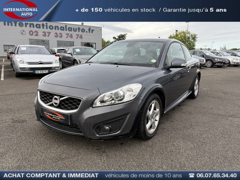 Volvo C30 D2 115CH MOMENTUM Diesel GRIS FONCE  Occasion à vendre