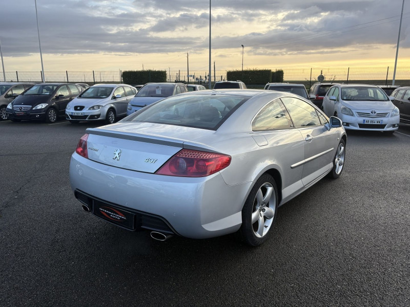 Photo 2 de l'offre de PEUGEOT 407 COUPE 3.0 V6 HDI FAP GT à 12890€ chez International Auto Auneau