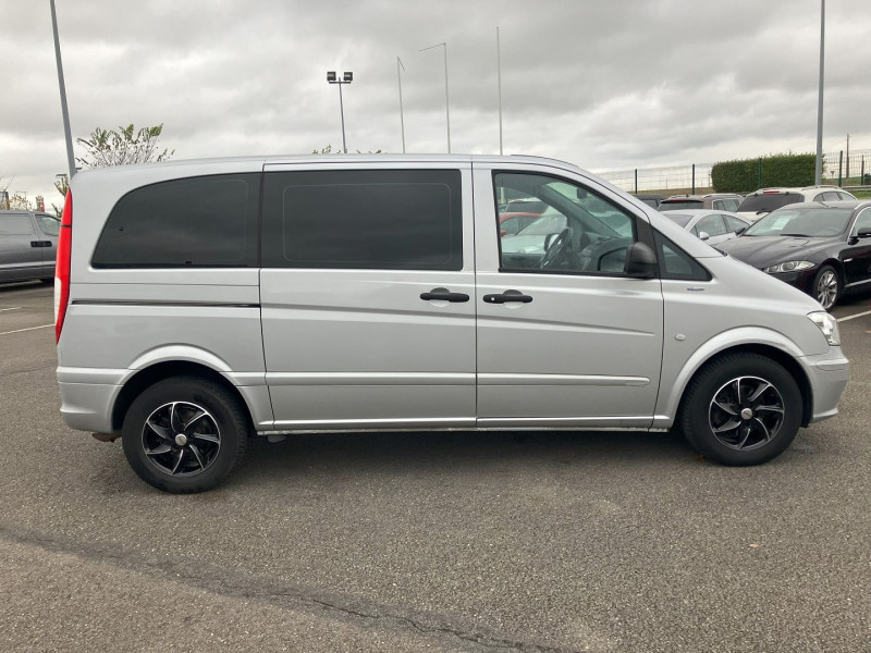 Photo 14 de l'offre de MERCEDES-BENZ VITO 116 CDI BE COMBI COMPACT BA à 22590€ chez International Auto Auneau