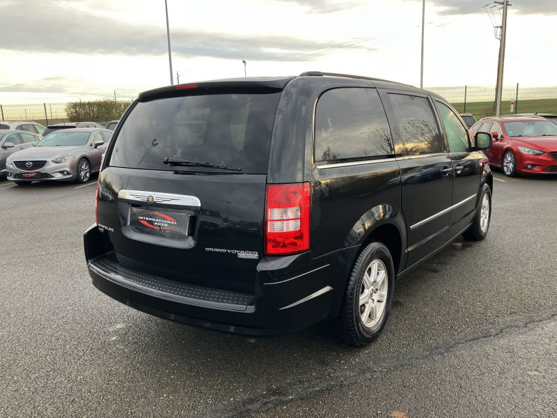 Photo 3 de l'offre de CHRYSLER GRAND VOYAGER 2.8 CRD TOURING BA à 12590€ chez International Auto Auneau