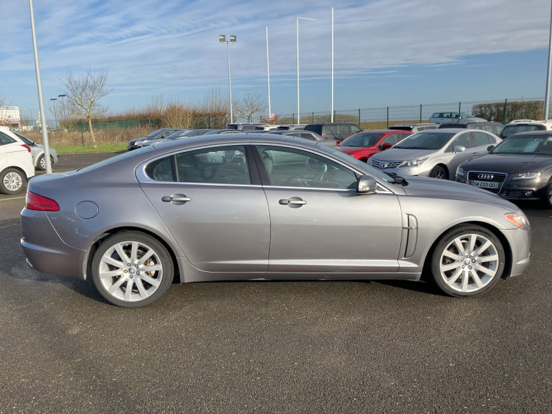 Photo 15 de l'offre de JAGUAR XF 4.2 V8 LUXE PREMIUM à 14990€ chez International Auto Auneau