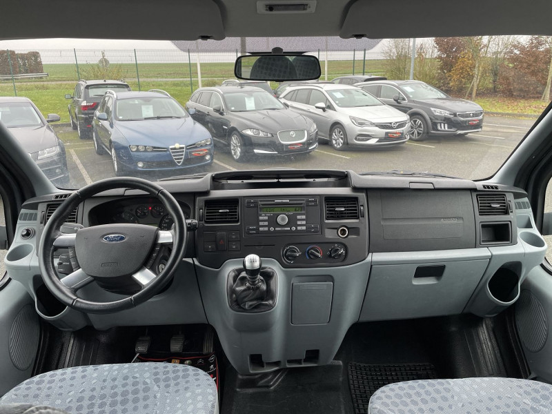 Photo 6 de l'offre de FORD TRANSIT KOMBI 300M 2.2 TDCI 140CH à 14690€ chez International Auto Auneau