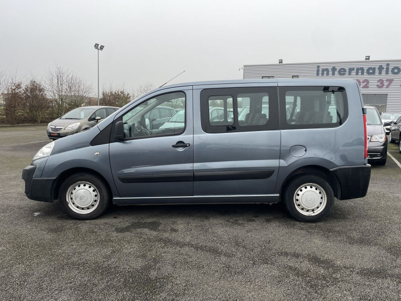 Photo 20 de l'offre de CITROEN JUMPY 1.6 HDI90 COMBI CONFORT L1H1 8/9PL à 9890€ chez International Auto Auneau