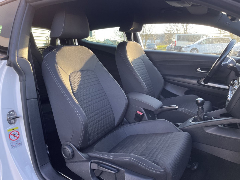 Photo 6 de l'offre de VOLKSWAGEN SCIROCCO 1.4 TSI 160CH à 11490€ chez International Auto Auneau