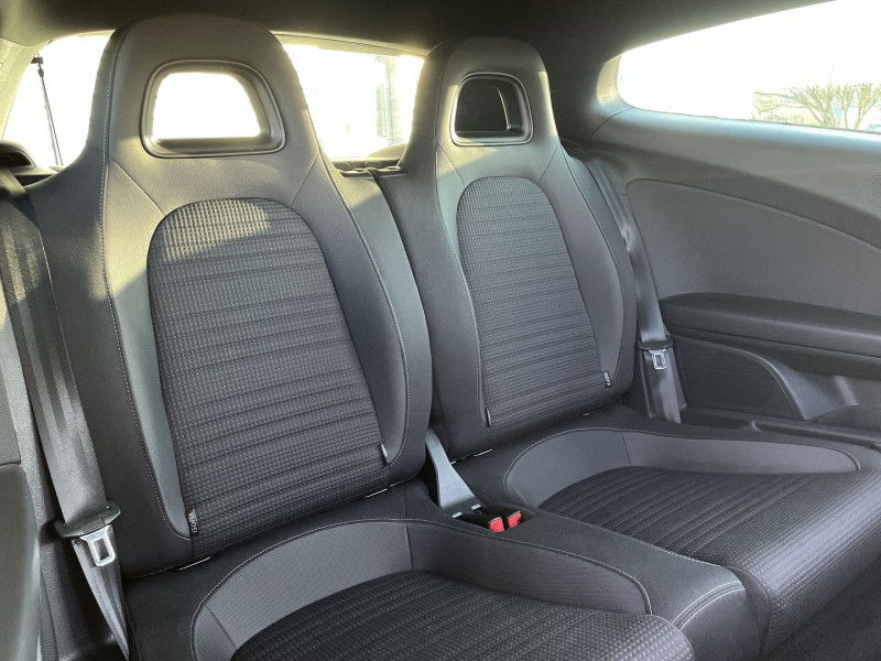 Photo 8 de l'offre de VOLKSWAGEN SCIROCCO 1.4 TSI 160CH à 11490€ chez International Auto Auneau