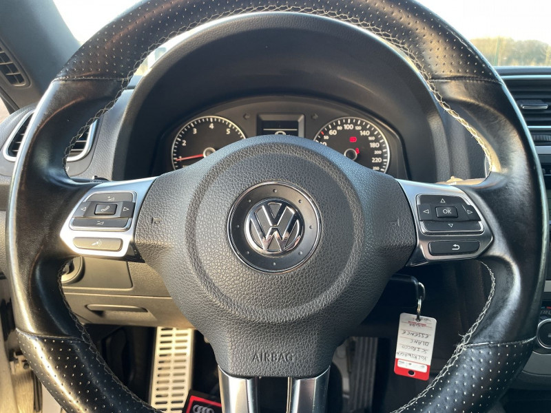 Photo 18 de l'offre de VOLKSWAGEN SCIROCCO 1.4 TSI 160CH à 11490€ chez International Auto Auneau