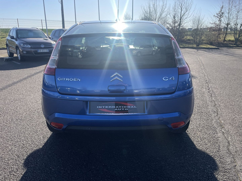 Photo 3 de l'offre de CITROEN C4 COUPE 1.6 HDI110 FAP VTR à 4790€ chez International Auto Auneau