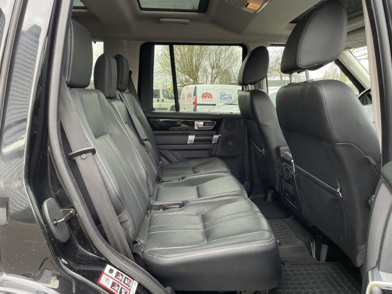 Photo 9 de l'offre de LAND-ROVER DISCOVERY 3.0 SDV6 HSE à 24990€ chez International Auto Auneau