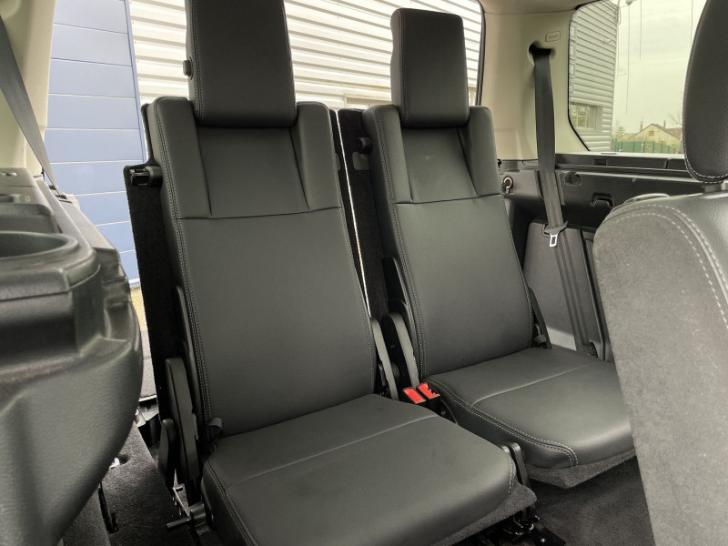 Photo 13 de l'offre de LAND-ROVER DISCOVERY 3.0 SDV6 HSE à 24990€ chez International Auto Auneau