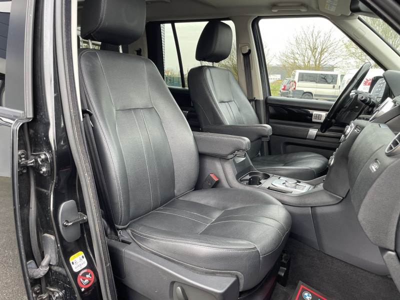 Photo 6 de l'offre de LAND-ROVER DISCOVERY 3.0 SDV6 HSE à 24990€ chez International Auto Auneau