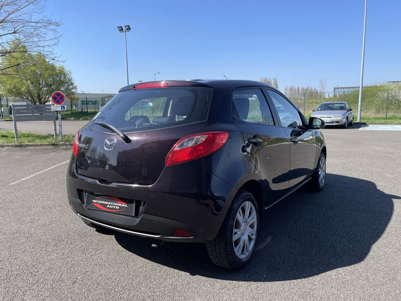 Photo 2 de l'offre de MAZDA MAZDA 2 1.6 MZ-CD 95CH ELEGANCE 5P à 7490€ chez International Auto Auneau