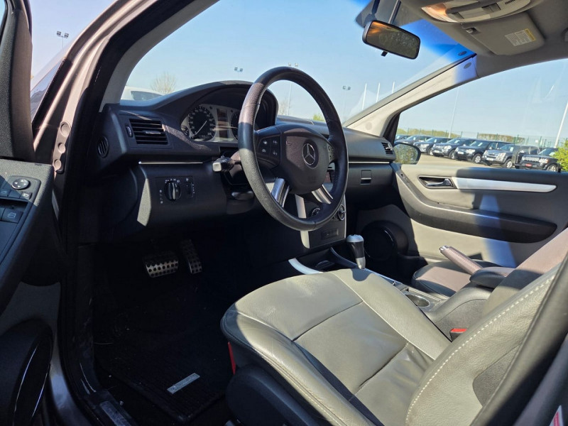 Photo 3 de l'offre de MERCEDES-BENZ CLASSE B 180 CDI CVT à 8390€ chez International Auto Auneau