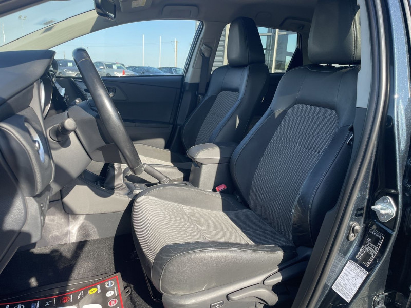Photo 4 de l'offre de TOYOTA AURIS TOURING SPORTS 112 D-4D LOUNGE à 11890€ chez International Auto Auneau