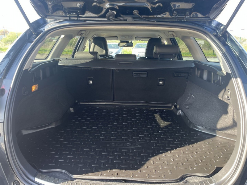 Photo 11 de l'offre de TOYOTA AURIS TOURING SPORTS 112 D-4D LOUNGE à 11890€ chez International Auto Auneau