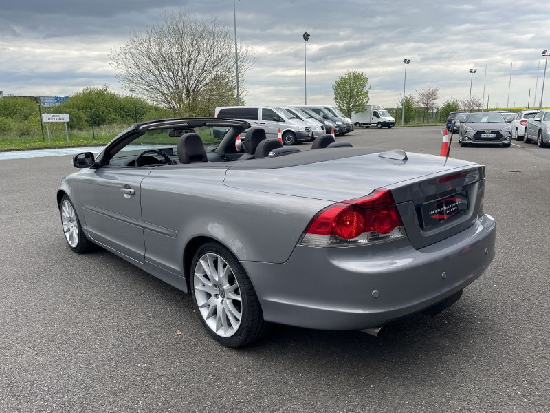 Photo 14 de l'offre de VOLVO C70 CC D5 180CH KINETIC à 11890€ chez International Auto Auneau