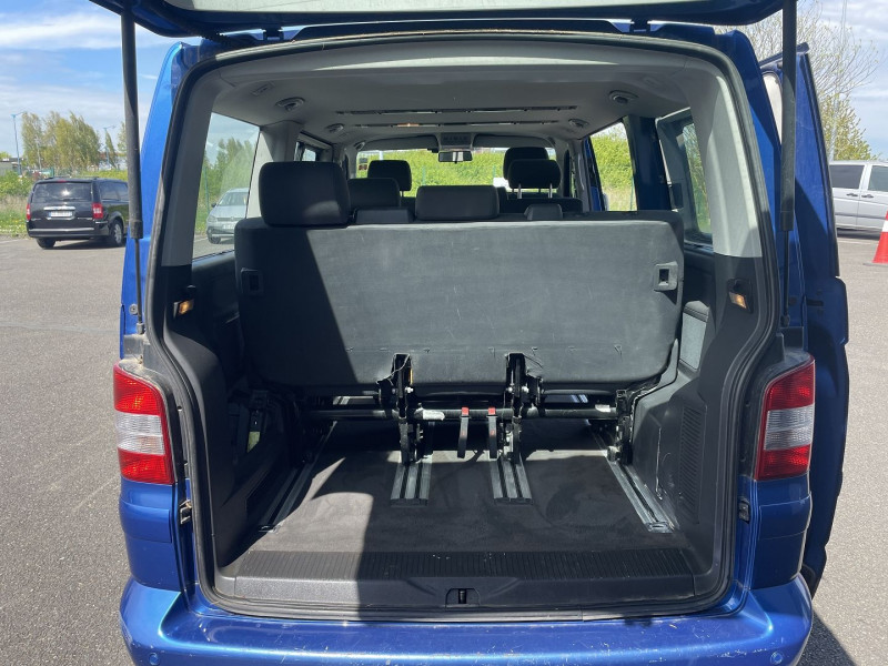 Photo 13 de l'offre de VOLKSWAGEN MULTIVAN 2.5 TDI 130CH CONFORT 4MOTION à 18990€ chez International Auto Auneau