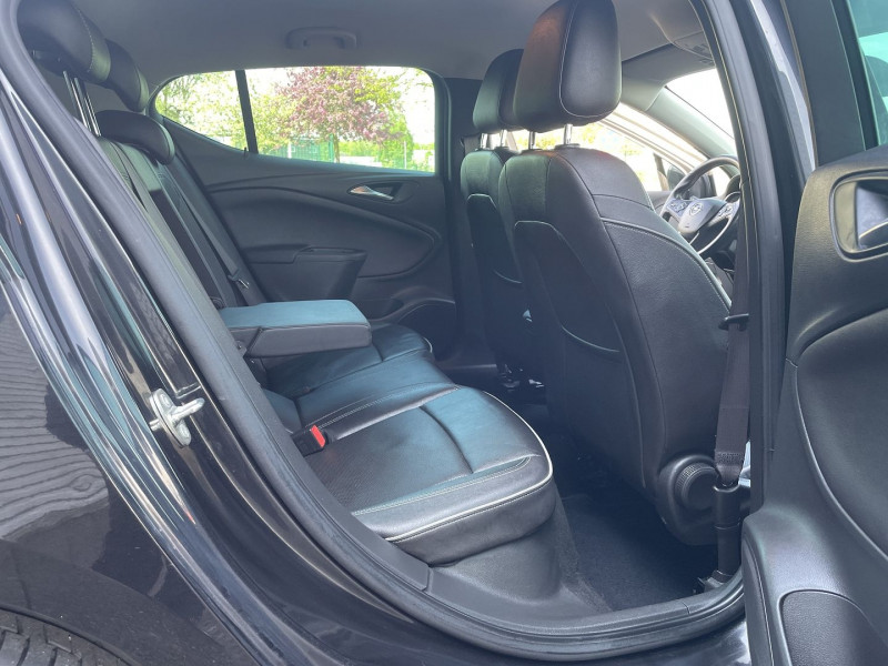 Photo 6 de l'offre de OPEL ASTRA 1.6 CDTI BITURBO 160CH START&STOP ELITE à 11790€ chez International Auto Auneau