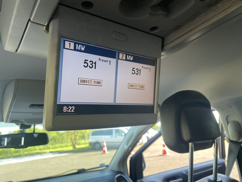 Photo 12 de l'offre de LANCIA VOYAGER 2.8 MULTIJET GOLD à 15990€ chez International Auto Auneau