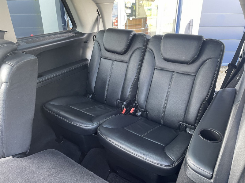 Photo 16 de l'offre de MERCEDES-BENZ CLASSE GL 350 CDI BE 7PL à 19990€ chez International Auto Auneau