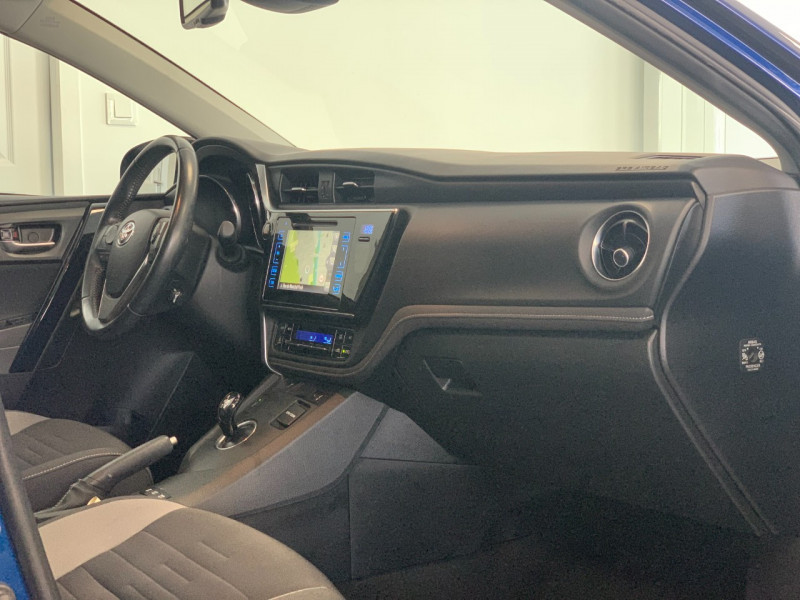 Photo 7 de l'offre de TOYOTA AURIS HSD 136H DESIGN à 16980€ chez Greencar France