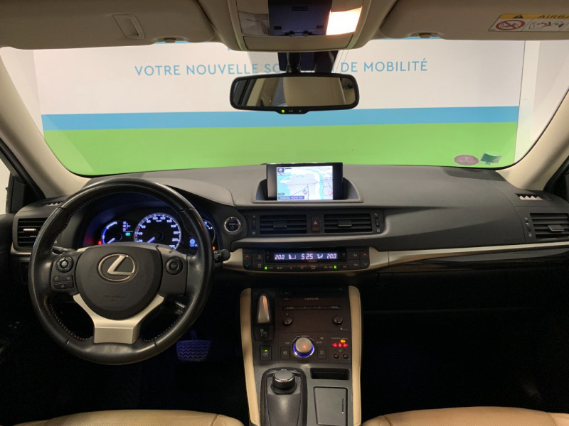 Photo 11 de l'offre de LEXUS CT 200H LUXE à 16980€ chez Greencar France