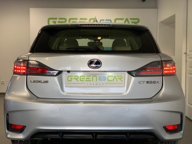 Photo 5 de l'offre de LEXUS CT 200H LUXE à 16980€ chez Greencar France