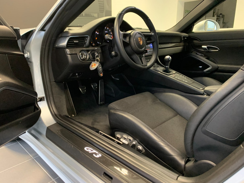 Photo 20 de l'offre de PORSCHE 911 COUPE (991) 4.0 500CH GT3 à 157980€ chez Greencar France