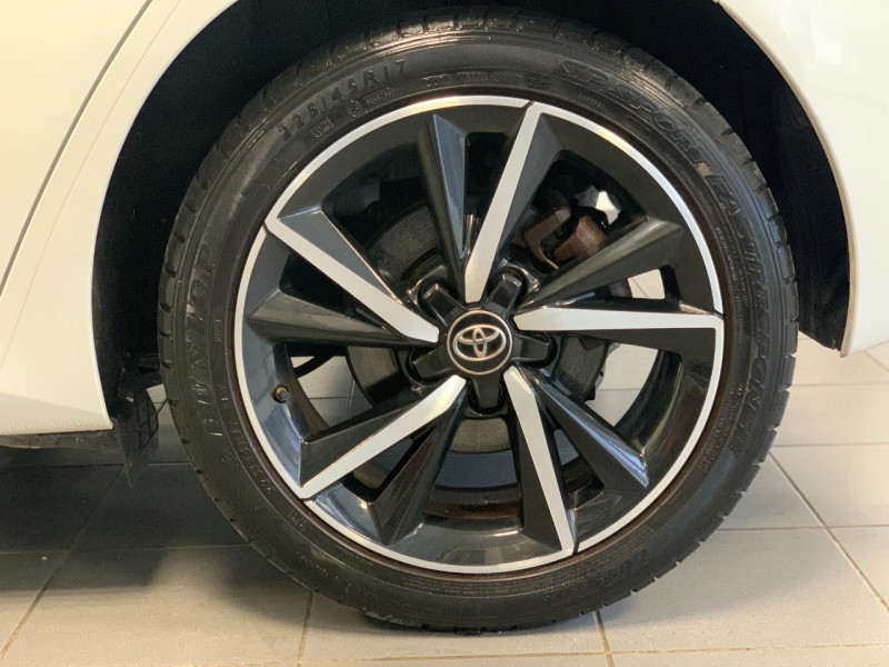 Photo 6 de l'offre de TOYOTA AURIS HSD 136H TECHNOLINE à 16980€ chez Greencar France
