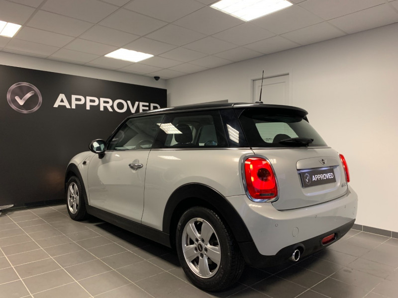 Photo 3 de l'offre de MINI MINI COOPER 136CH à 12980€ chez Greencar France