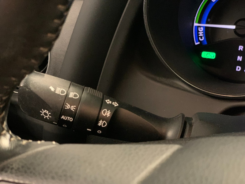 Photo 11 de l'offre de TOYOTA AURIS HSD 136H TECHNOLINE à 16980€ chez Greencar France