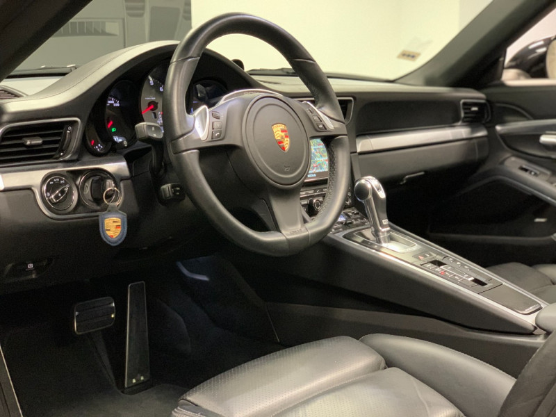 Photo 18 de l'offre de PORSCHE 911 TARGA (991) TARGA 4S PDK à 114900€ chez Greencar France