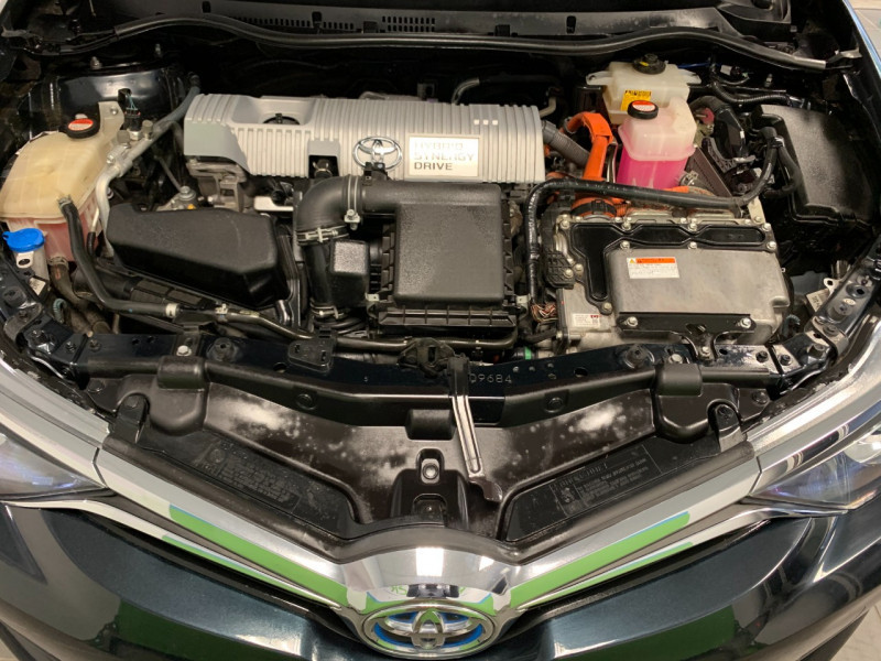 Photo 19 de l'offre de TOYOTA AURIS TOURING SPORTS HSD 136H DESIGN BUSINESS à 16980€ chez Greencar France