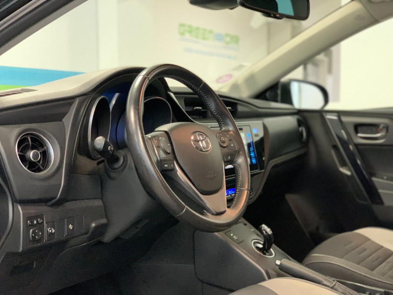 Photo 10 de l'offre de TOYOTA AURIS HSD 136H DESIGN BUSINESS RC18 à 16980€ chez Greencar France